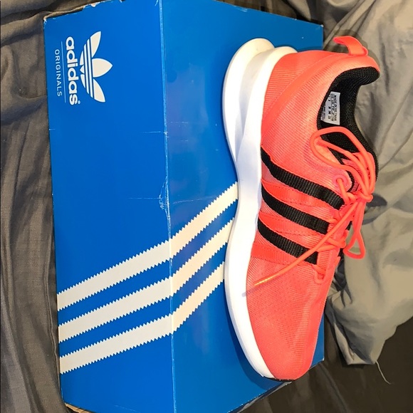 Adidas loop racer! - Picture 4 of 4